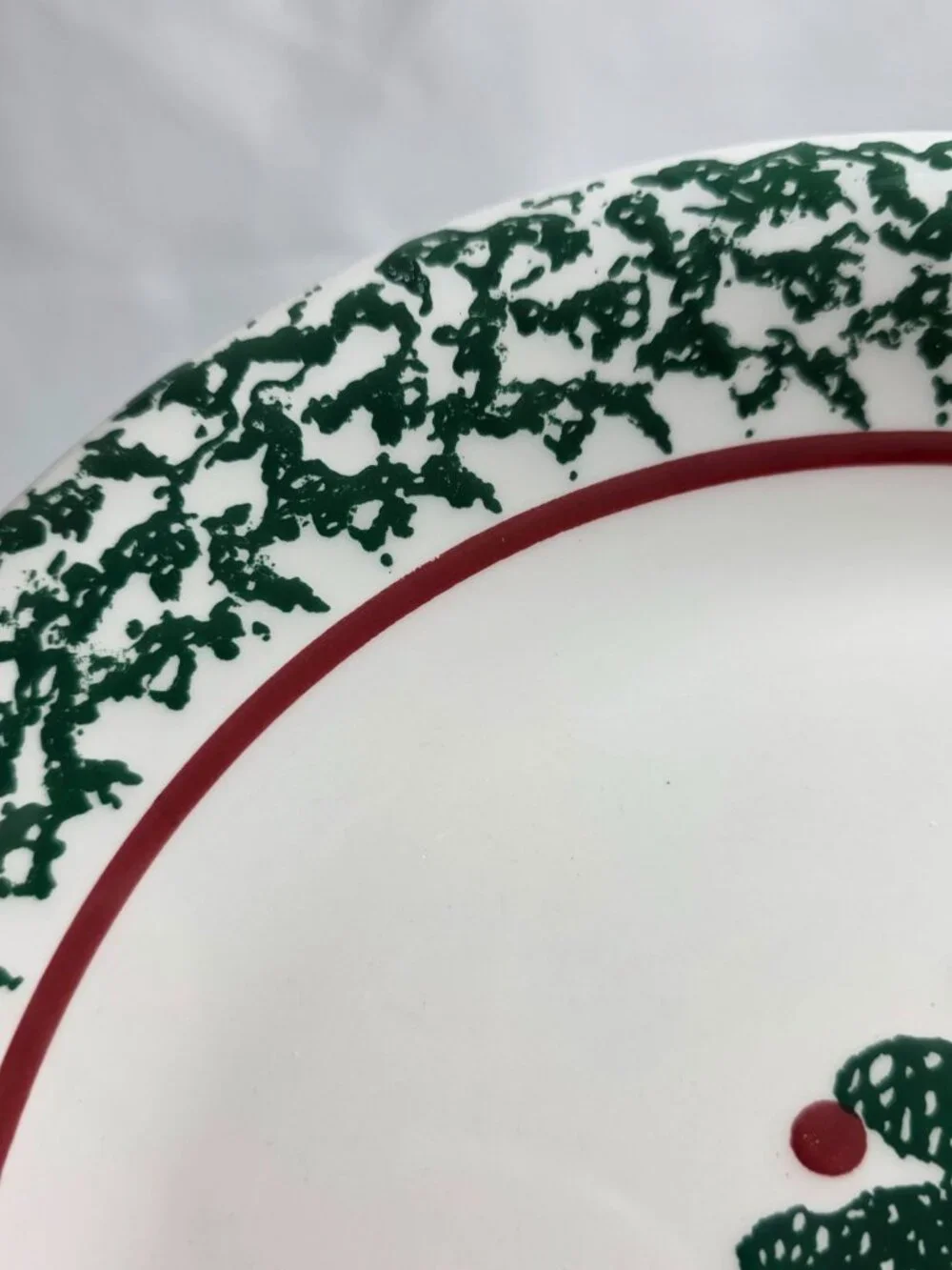 ONE Furio Christmas Tree Dinner Plate Green Sponge Tree & Edge Made in Italy